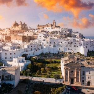 Alberobello e Ostuni: sulla via del bianco