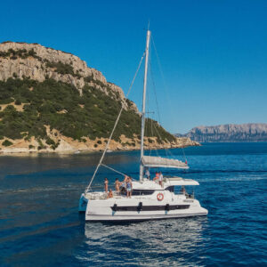 Catamarano in esclusiva tra Tavolara e Molara